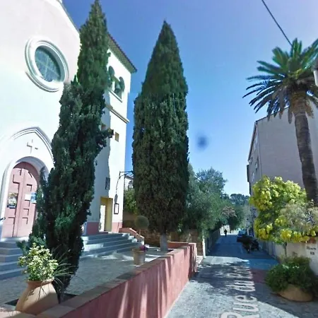 Au Lavandou Avec Terrasse Et Vue - Fr-1-251-237 勒拉旺杜