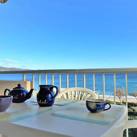Apartment Au Lavandou Avec Terrasse Et Vue - Fr-1-251-237