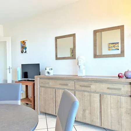 Au Lavandou Avec Terrasse Et Vue - Fr-1-251-237 勒拉旺杜