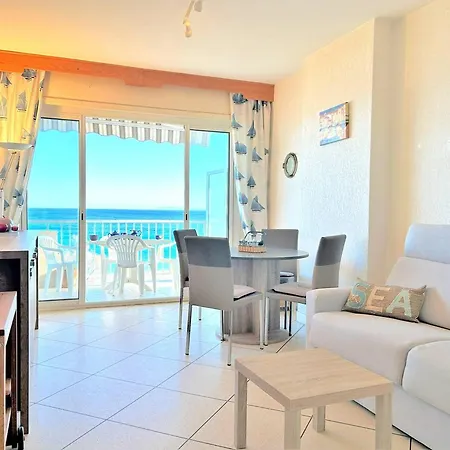 Au Lavandou Avec Terrasse Et Vue - Fr-1-251-237 Apartment Le Lavandou