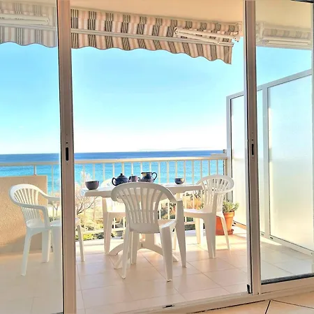 Au Lavandou Avec Terrasse Et Vue - Fr-1-251-237 Apartment *